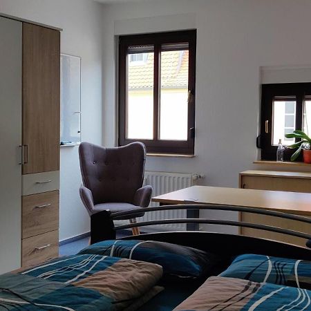 Ferienwohnung Zentrum 룩카우 외부 사진